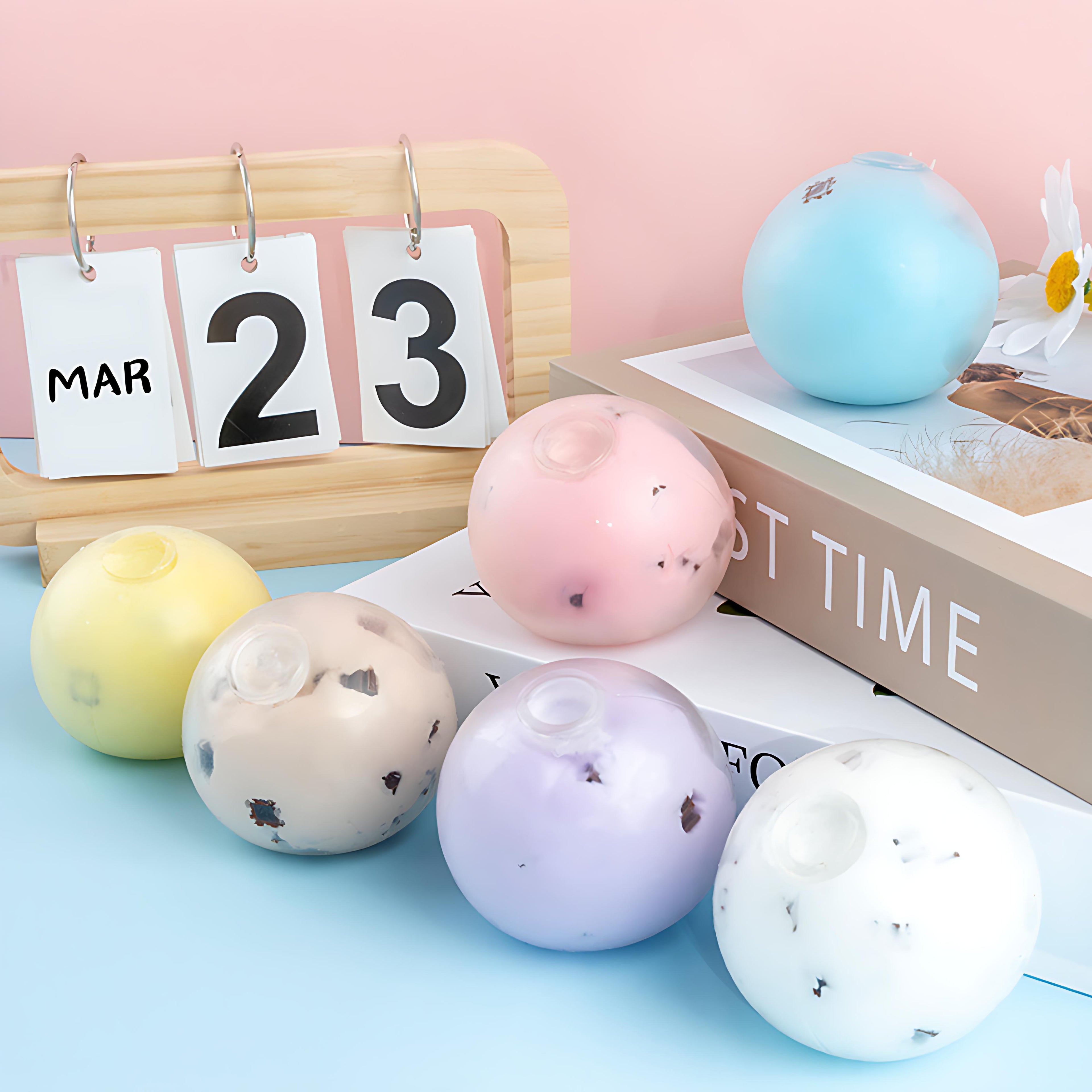 Crunchy Building Block Squishy Ball